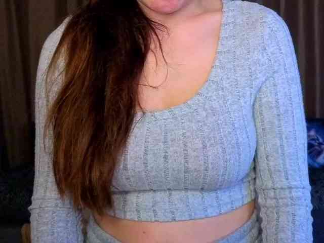 AminaBeatris13 webcam