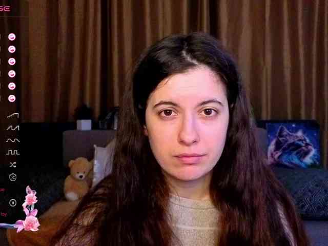 AminaBeatris13 webcam