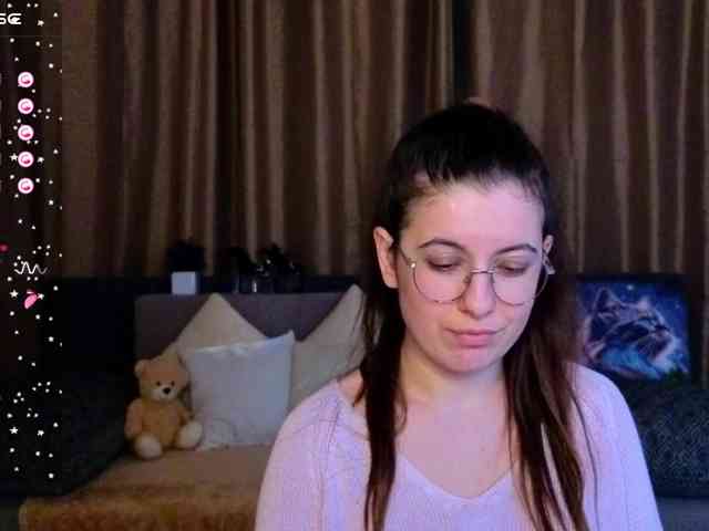 AminaBeatris13 webcam