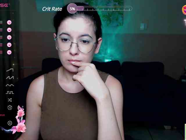 AminaBeatris13 webcam