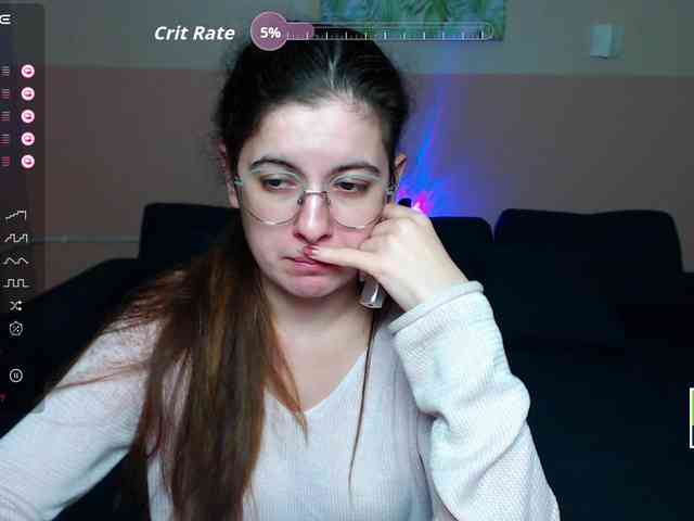 AminaBeatris13 webcam