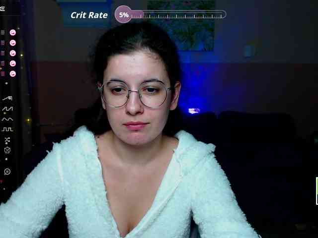 AminaBeatris13 webcam