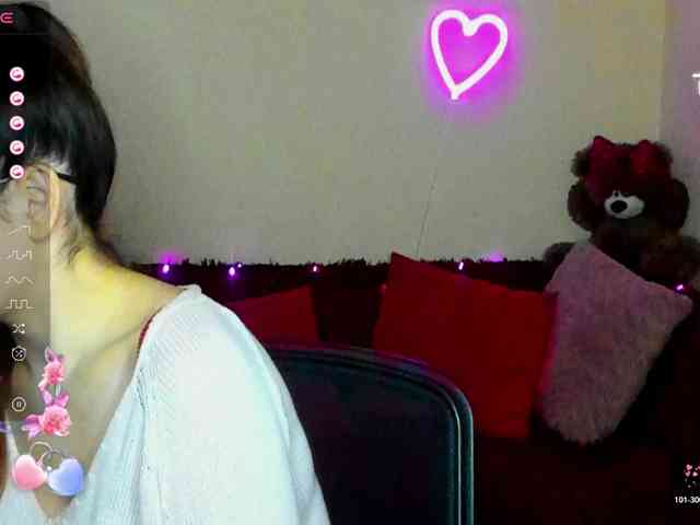 AminaBeatris13 webcam