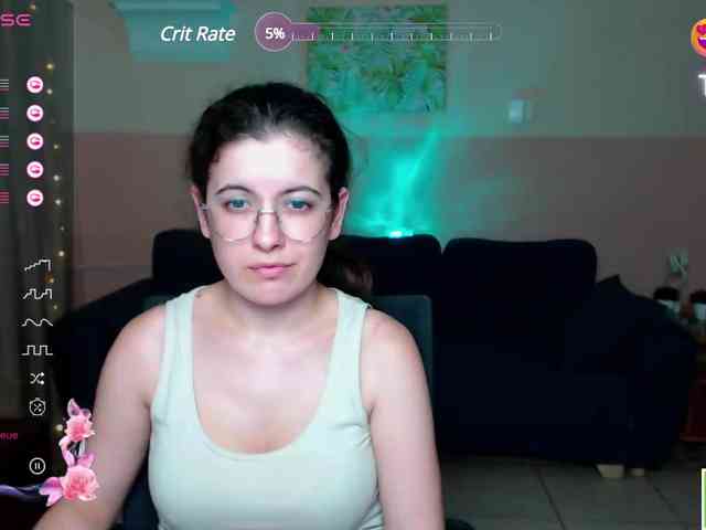 AminaBeatris13 webcam