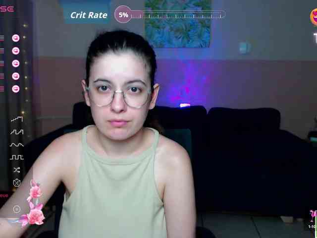 AminaBeatris13 webcam