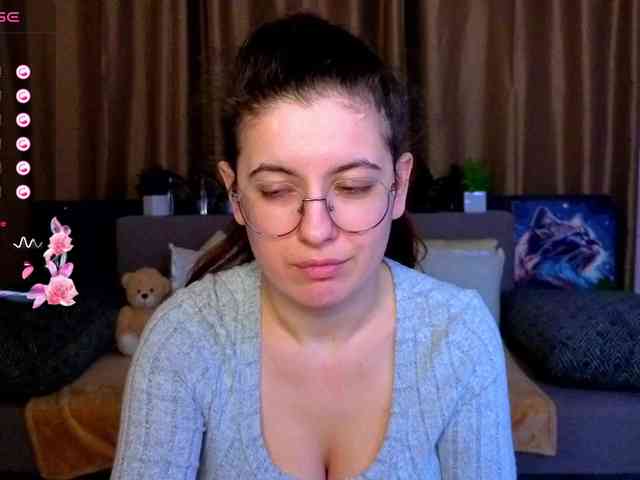 AminaBeatris13 Live Webcam on BongaCams