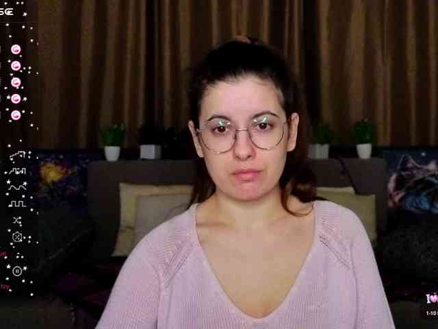 AminaBeatris13 webcam