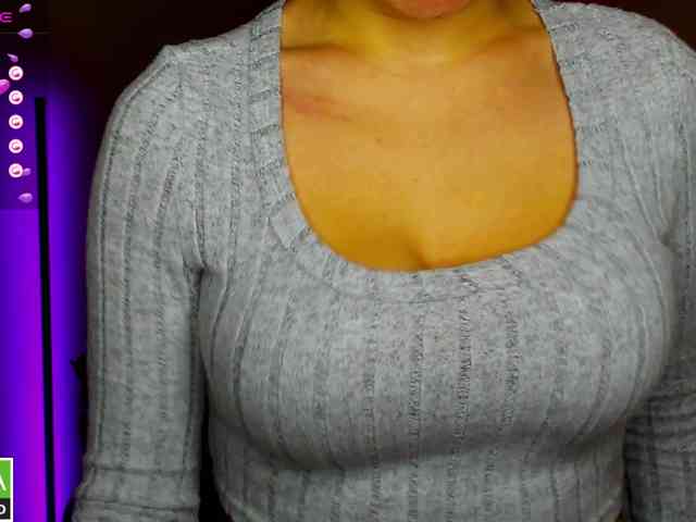 AminaBeatris13 webcam