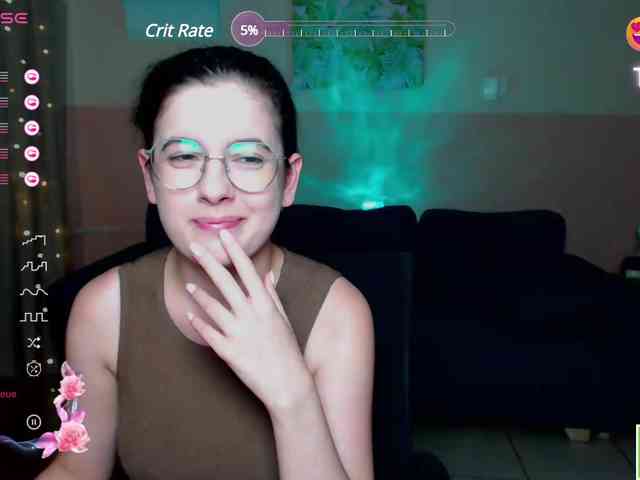 AminaBeatris13 webcam
