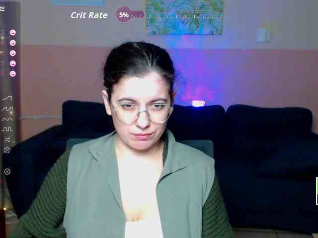 AminaBeatris13 webcam