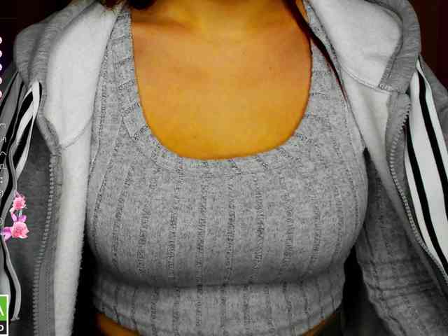 AminaBeatris13 webcam