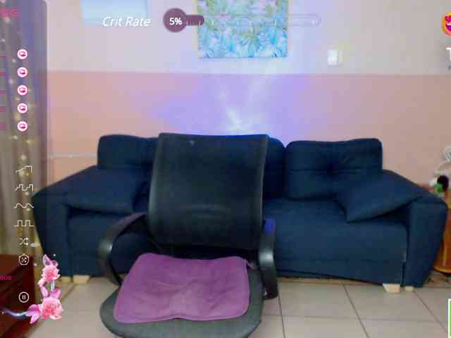 AminaBeatris13 webcam