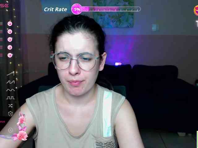 AminaBeatris13 webcam