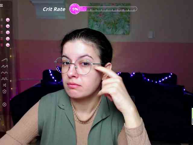 AminaBeatris13 webcam