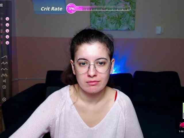 AminaBeatris13 webcam