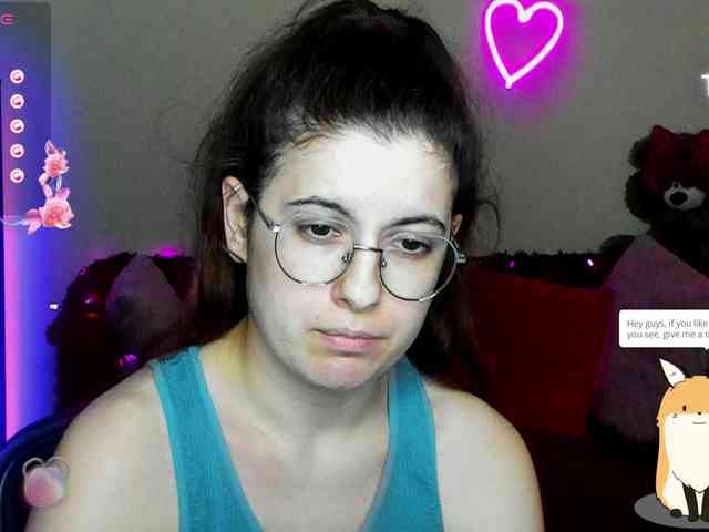 AminaBeatris13 webcam