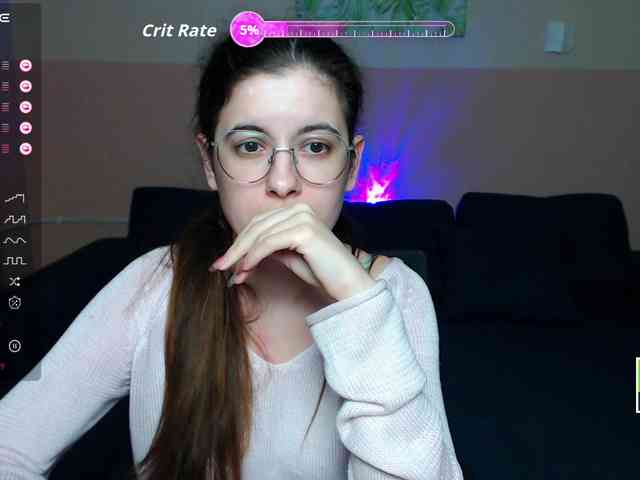 AminaBeatris13 webcam