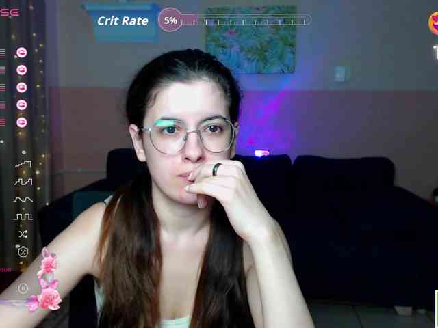 AminaBeatris13 webcam