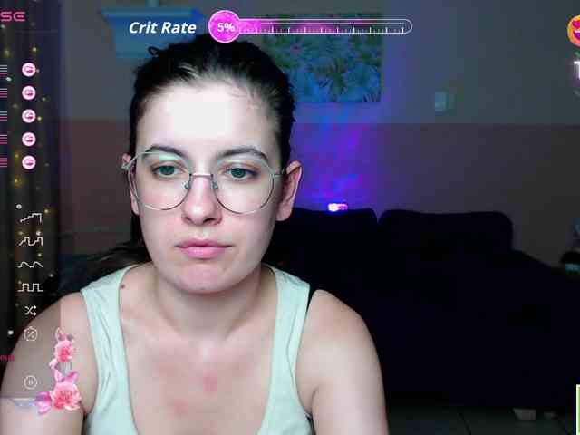 AminaBeatris13 webcam