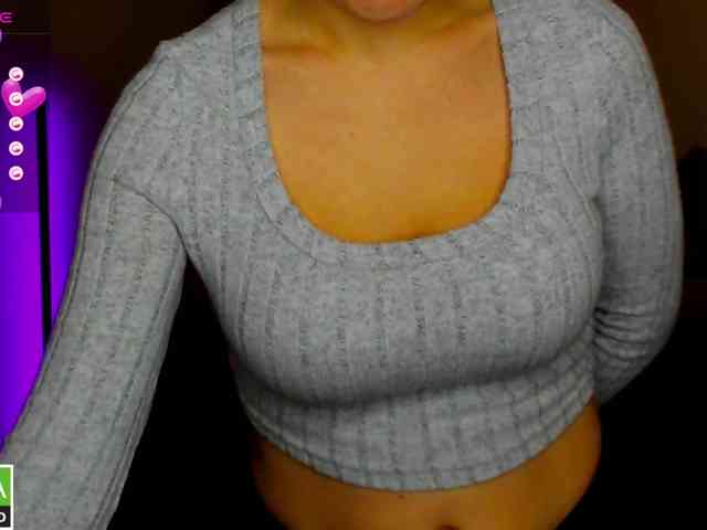 AminaBeatris13 webcam