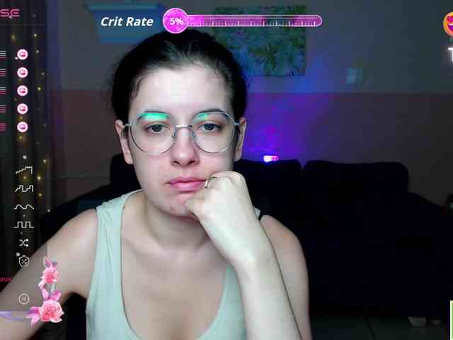AminaBeatris13 webcam