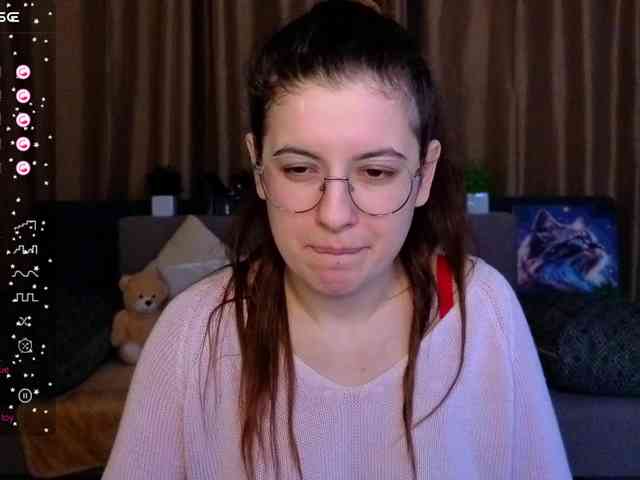 AminaBeatris13 webcam