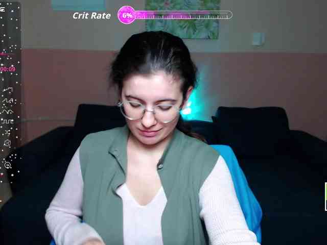 AminaBeatris13 webcam