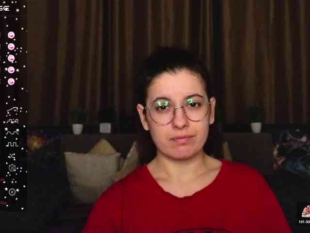 AminaBeatris13 webcam