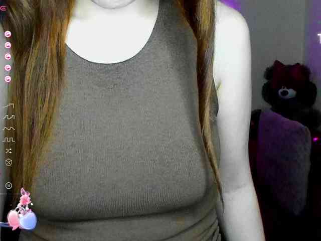 AminaBeatris13 webcam