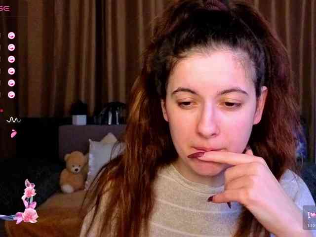 AminaBeatris13 webcam