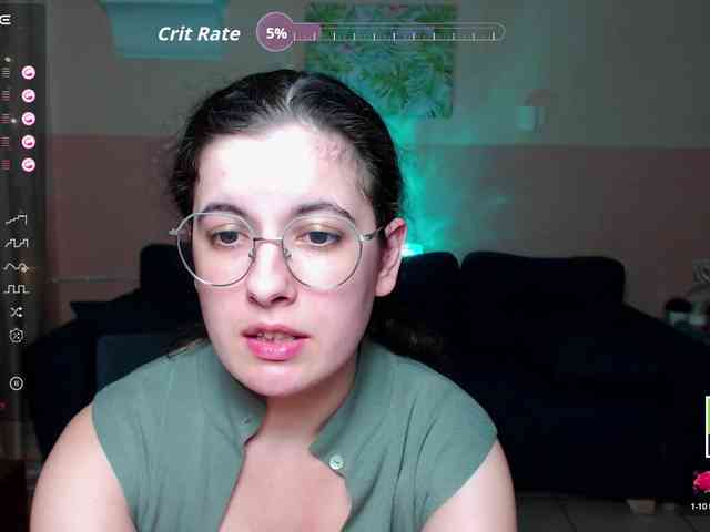 AminaBeatris13 webcam