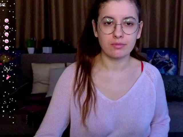 AminaBeatris13 webcam