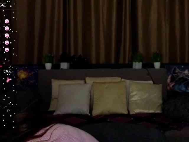 AminaBeatris13 webcam