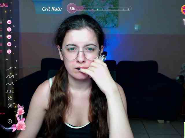 AminaBeatris13 webcam