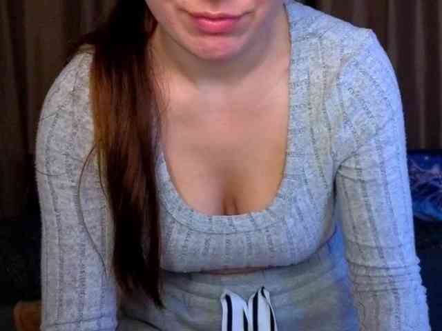 AminaBeatris13 webcam