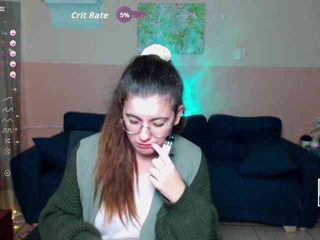 AminaBeatris13 webcam