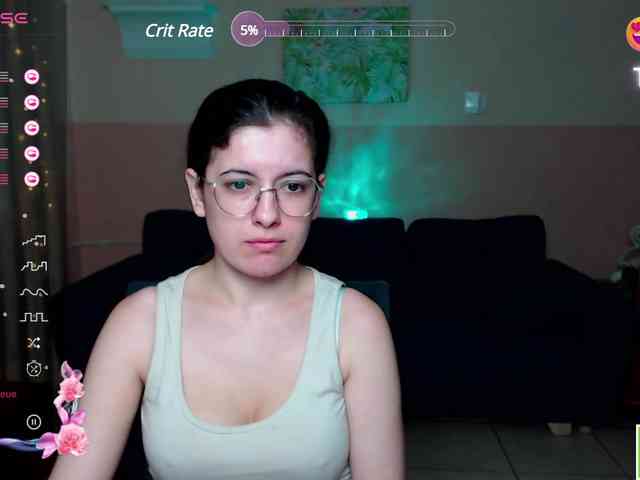 AminaBeatris13 webcam