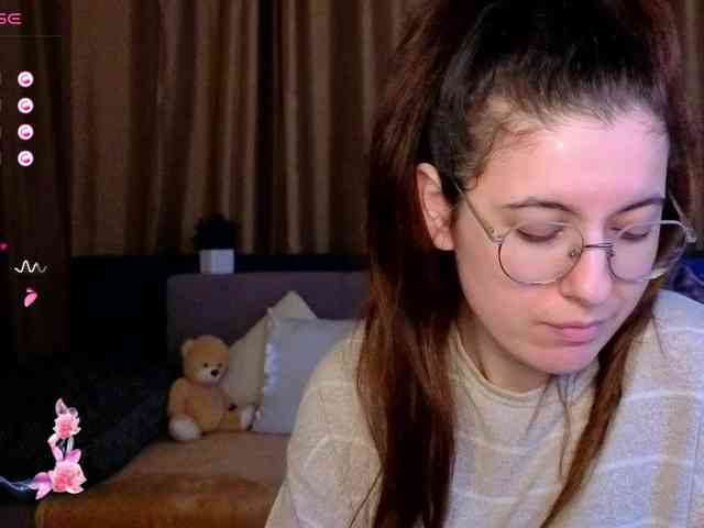 AminaBeatris13 webcam