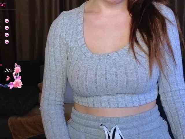 AminaBeatris13 webcam