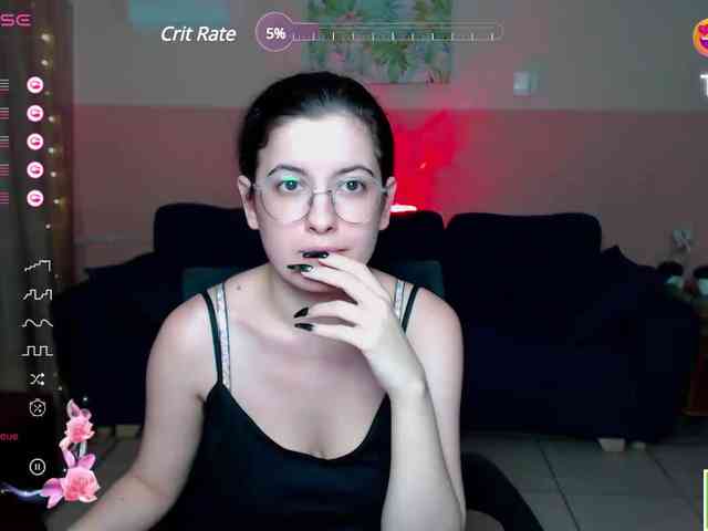 AminaBeatris13 webcam