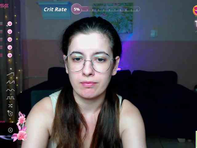 AminaBeatris13 webcam