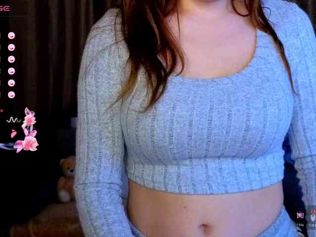 AminaBeatris13 webcam