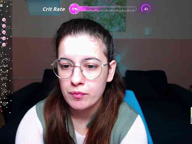 AminaBeatris13 webcam