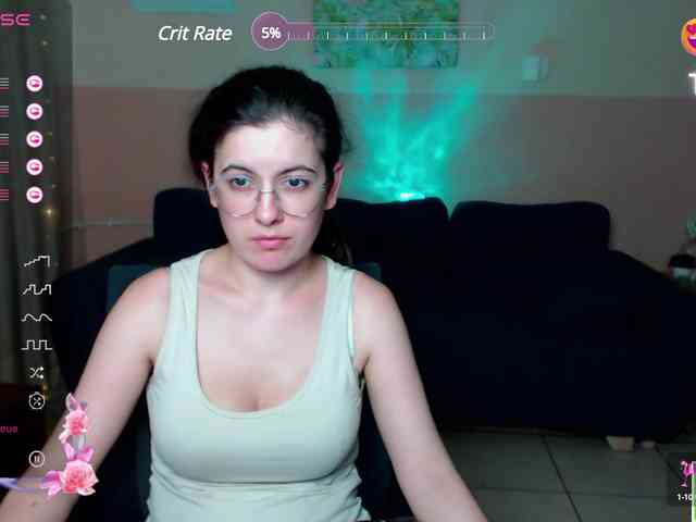 AminaBeatris13 webcam