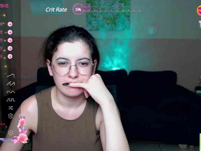 AminaBeatris13 webcam