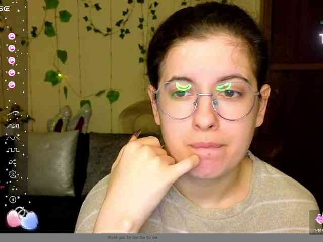 AminaBeatris13 webcam