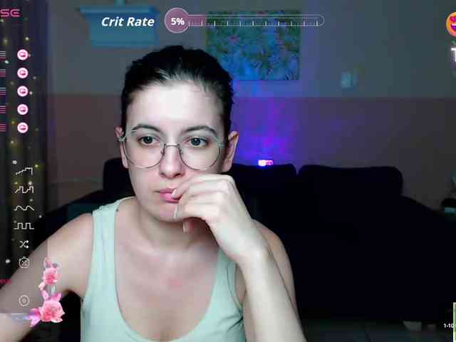 AminaBeatris13 webcam