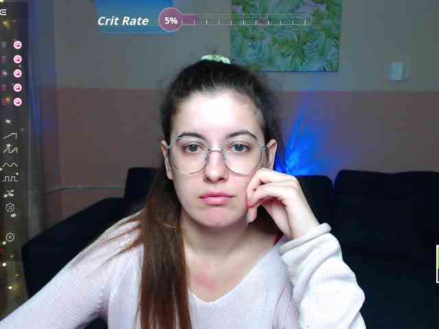 AminaBeatris13 webcam