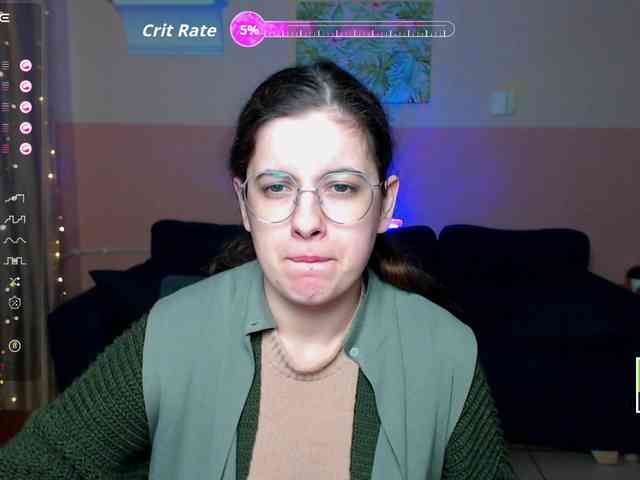 AminaBeatris13 webcam
