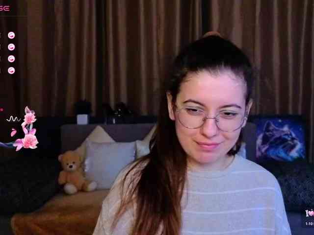 AminaBeatris13 webcam